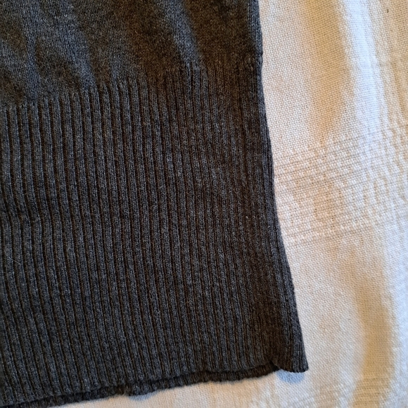 Torrid women's size 2 dark gray knit sweater - Picture 3 of 8
